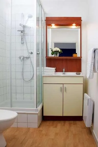 Hotel Terres De France - Appart-Hotel - Brest
