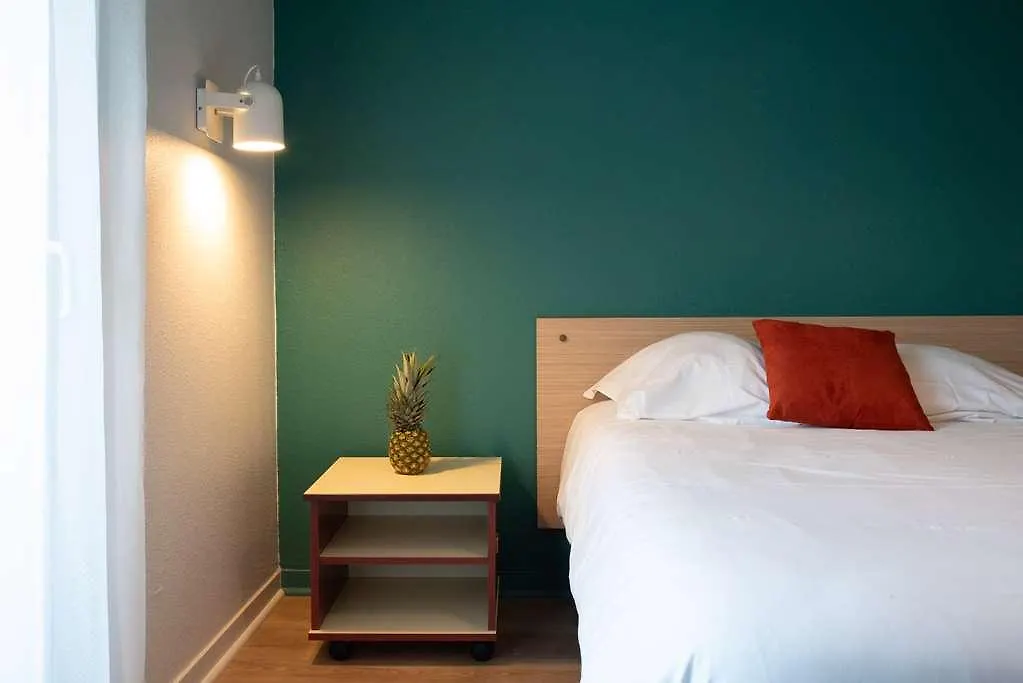 Terres De France - Appart-Hotel - Brest Hotel