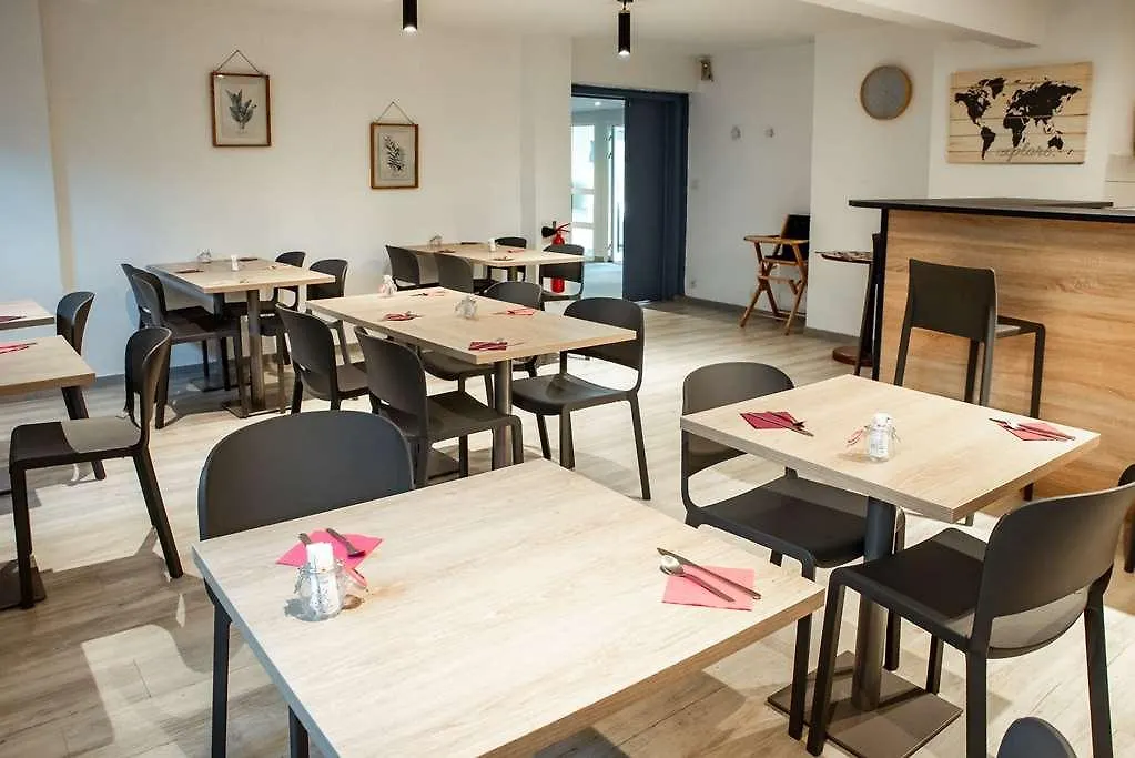 Terres De France - Appart-Hotel - Brest Hotel